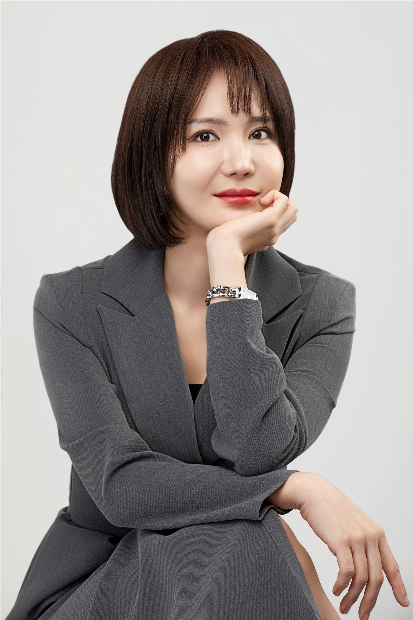 크루즈 타는 여자 프로필 사진